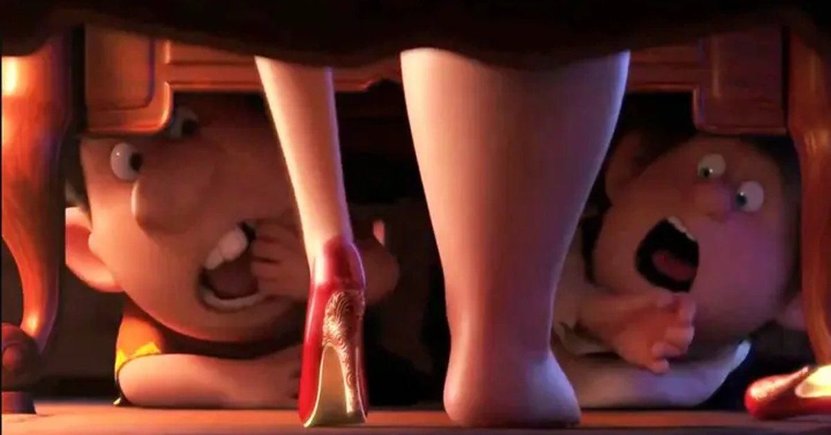 BIG NEWS:SNOW WHITE THROW HER RED SHOES AND TAKE THIS PAIRS!