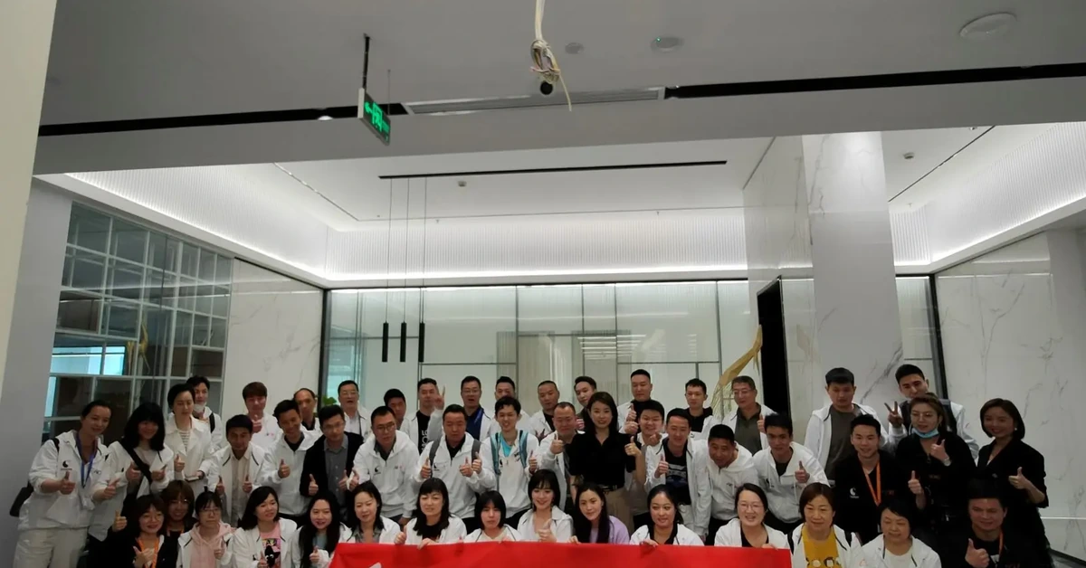 Tianfu cross-border class into Chengdu foreign trade women’s shoes leader – Xinzi Rain